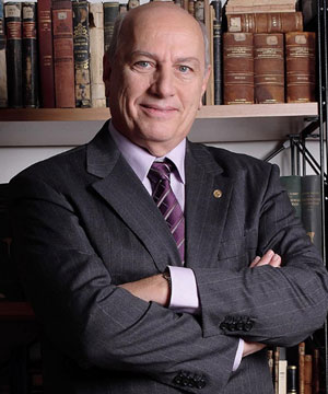 Χρήστος Ζερεφός